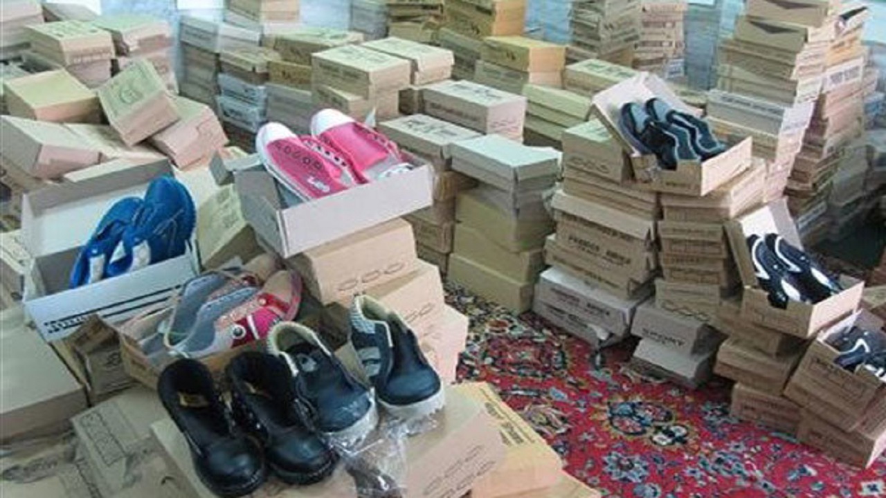 اهدای ۶۰ بسته پوشاک و کفش به نیازمندان دهستان ینقاق